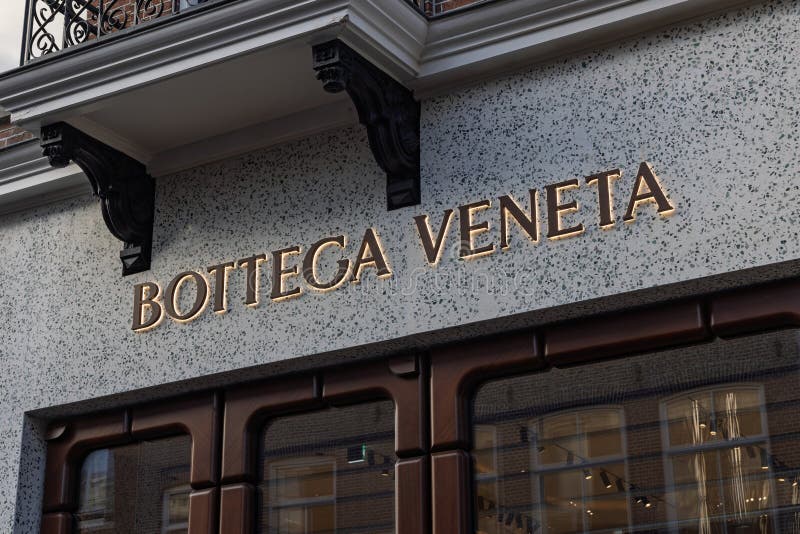 Bottega Veneta
